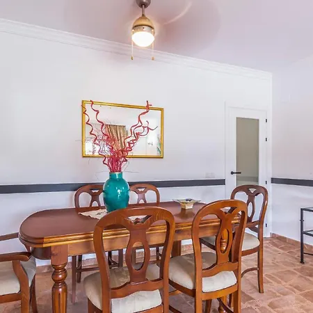 Awesome In With 3 Bedrooms Dom wakacyjny