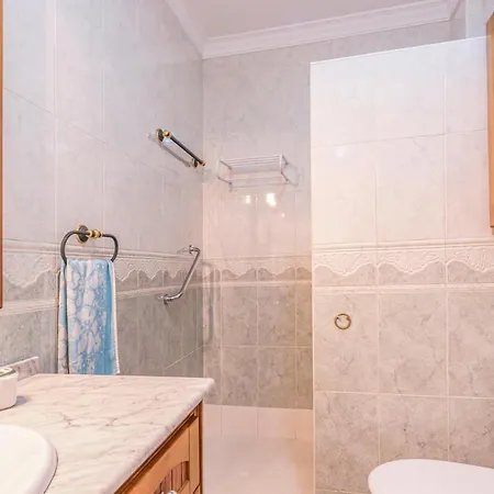 Awesome In With 3 Bedrooms Dom wakacyjny