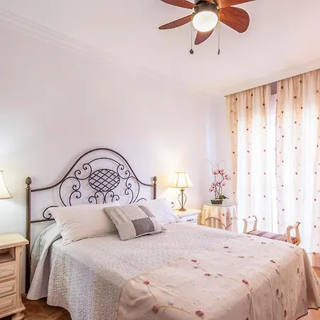 Awesome In With 3 Bedrooms Holiday home *